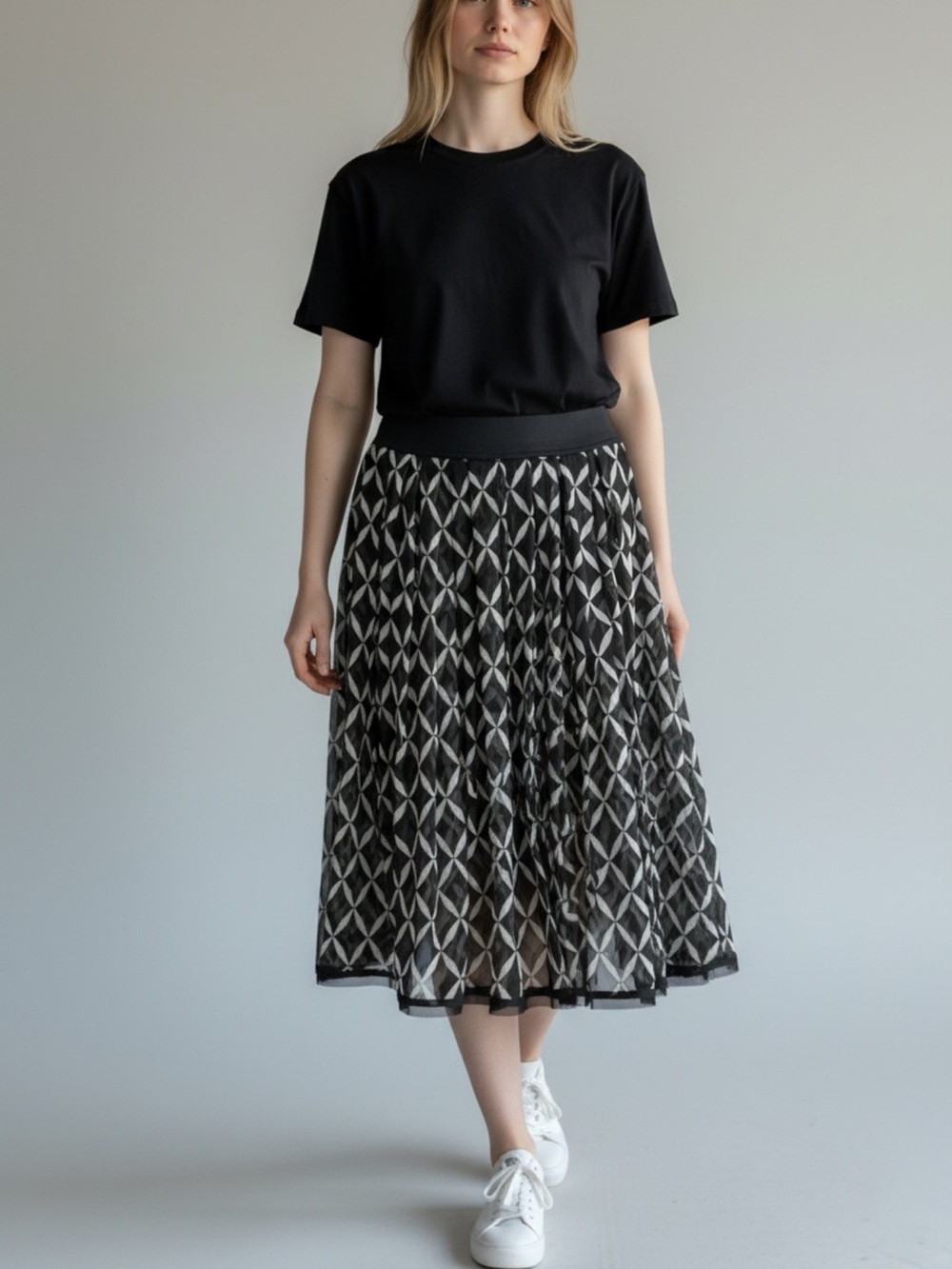 White House Black Market Black & White Geometric Midi Skirt